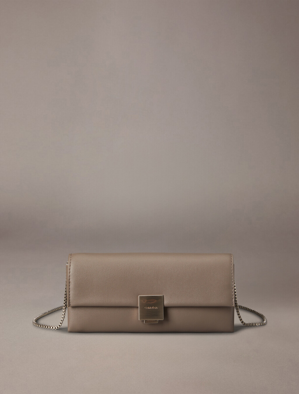 Bolso bandolera con cierre de pestillo CK