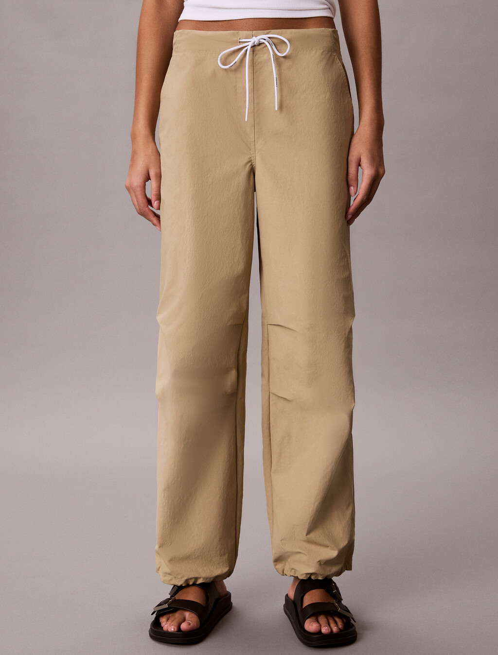 Pantalones de Nylon Suave y Relajado