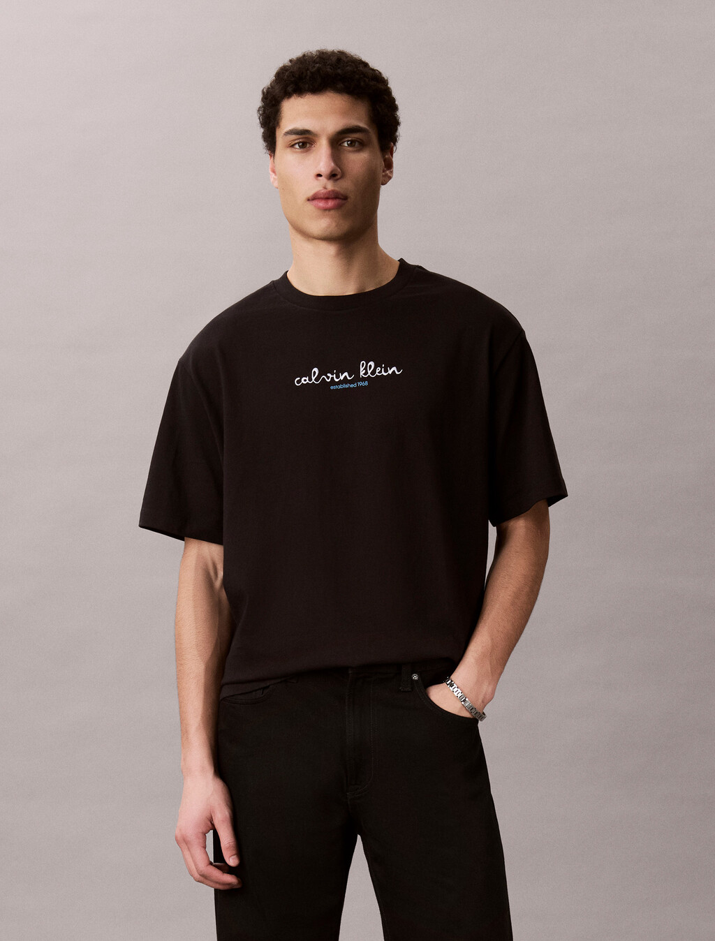 Camiseta regular con estampado trasero