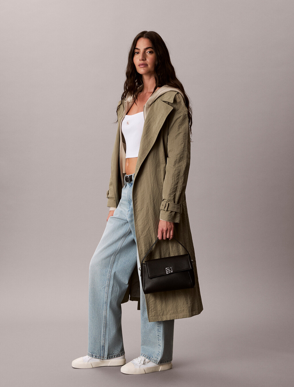 Bolso de hombro con acabado de grano de guijarro