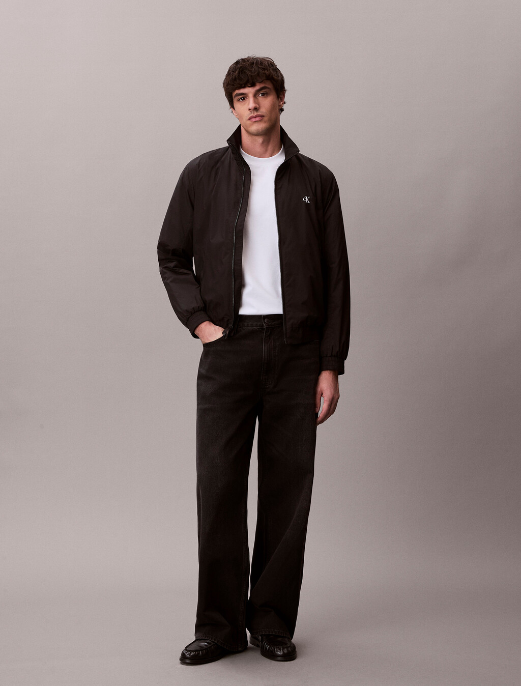Chaqueta técnica con cremallera