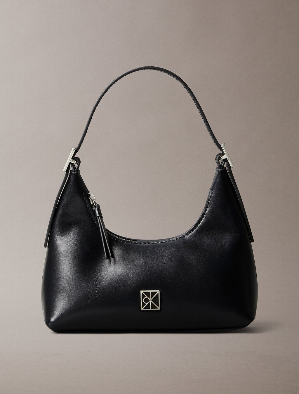 Bolso de Hombro Pequeño de Cuero con Emblema de Logotipo Monogram