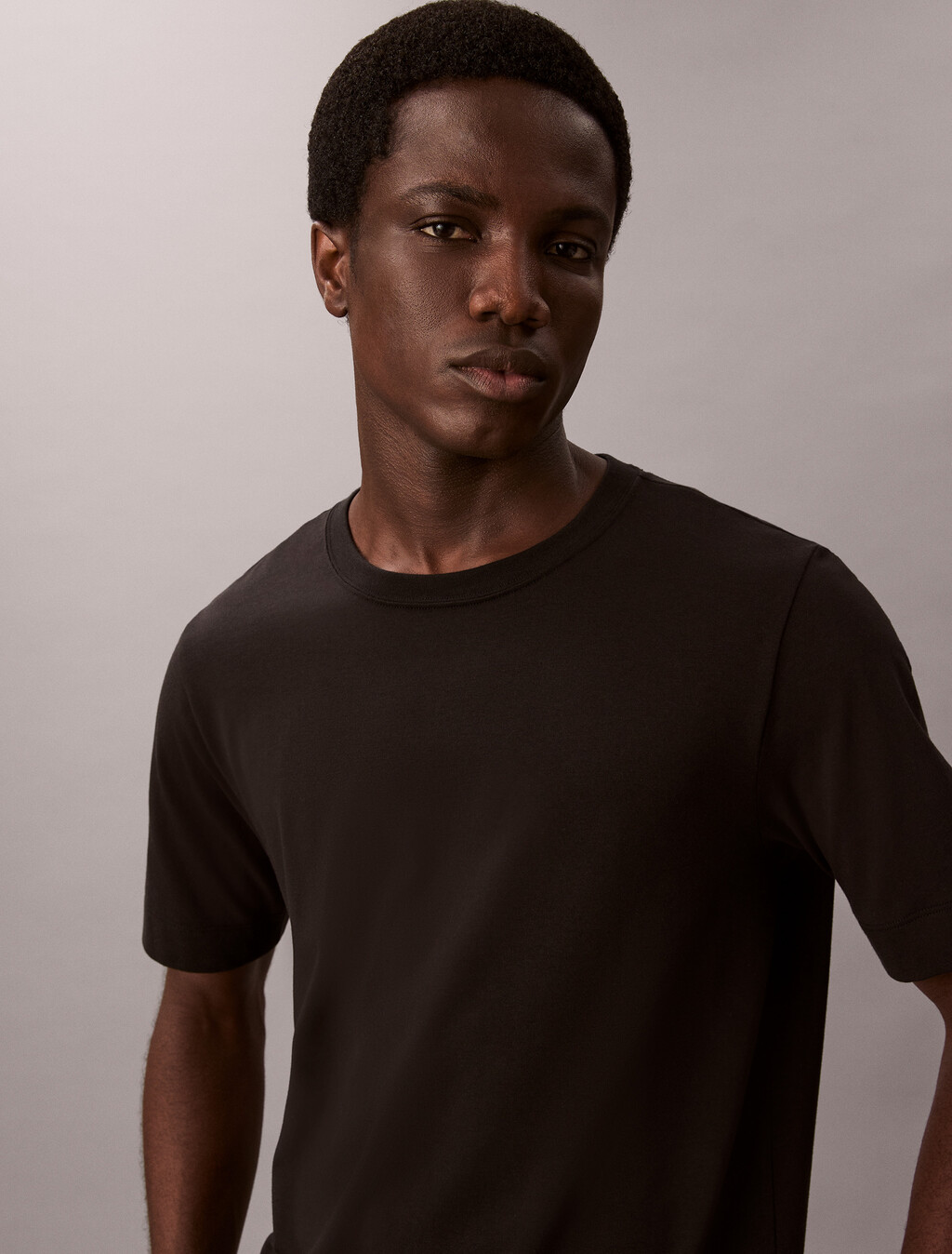 Camiseta Icon Sport con logotipo vertical
