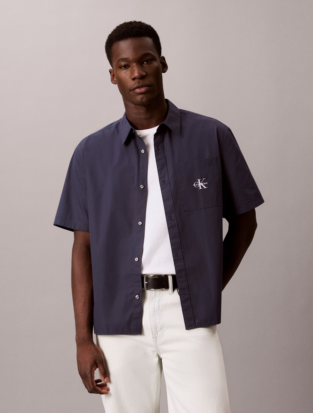 Camisa holgada de popelín de algodón lavado