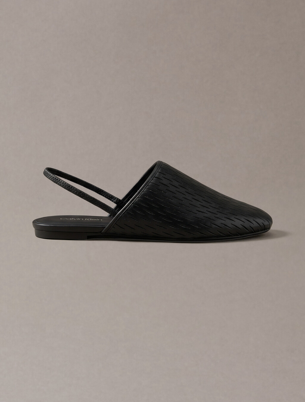 Mules de cuero con correa