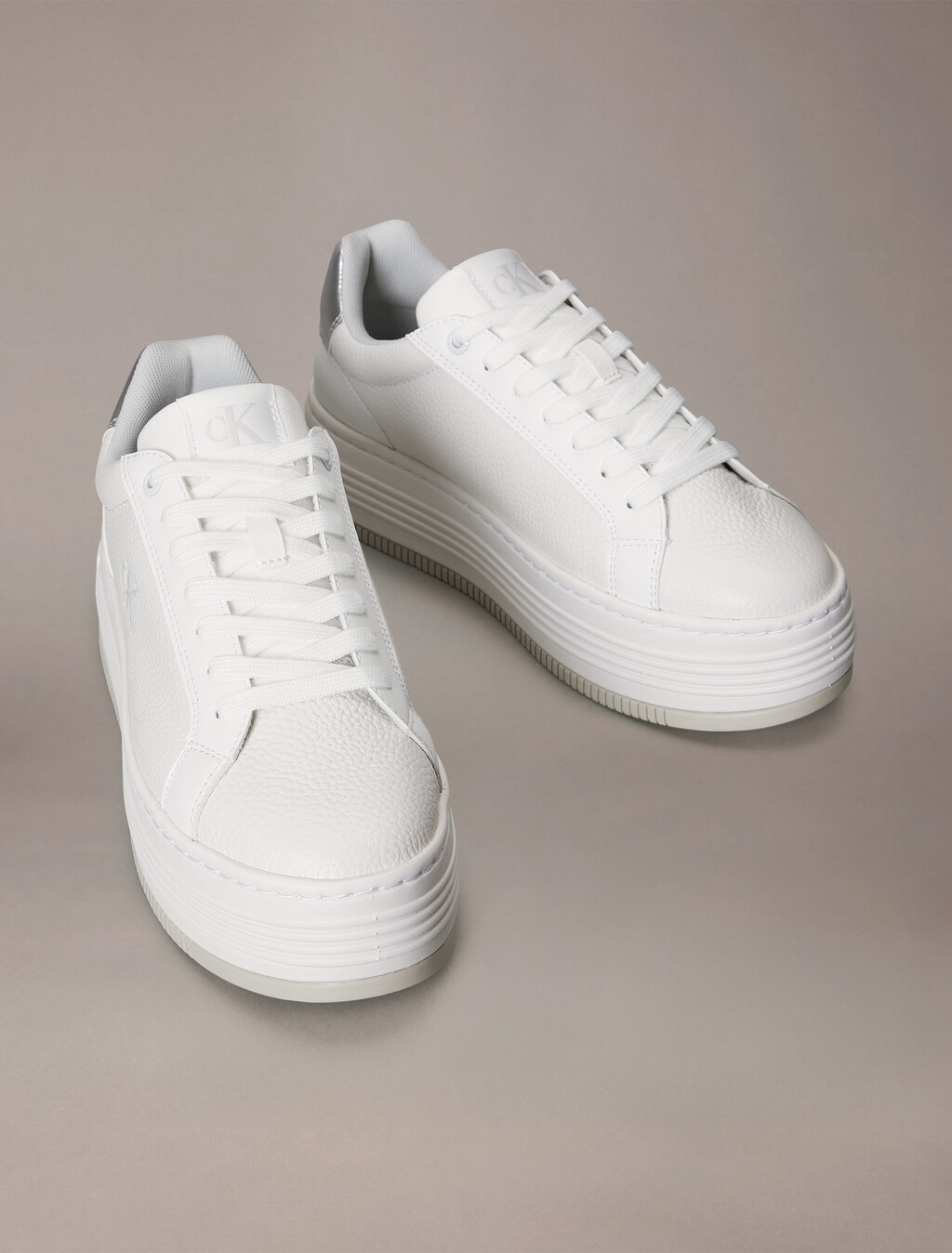 Zapatillas de plataforma de cuero