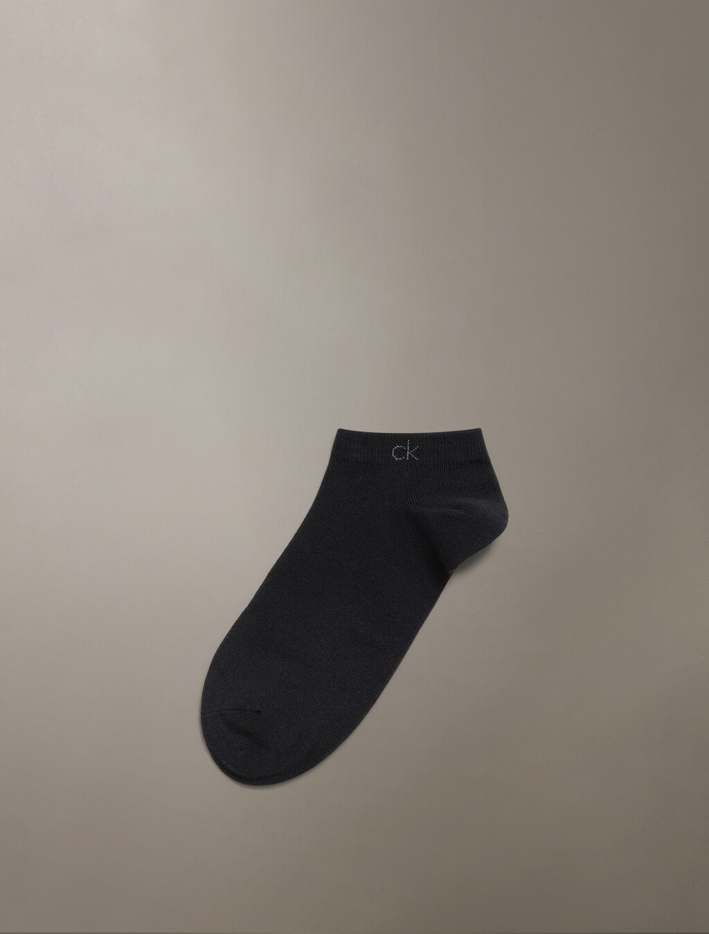 Calcetines planos de corte bajo