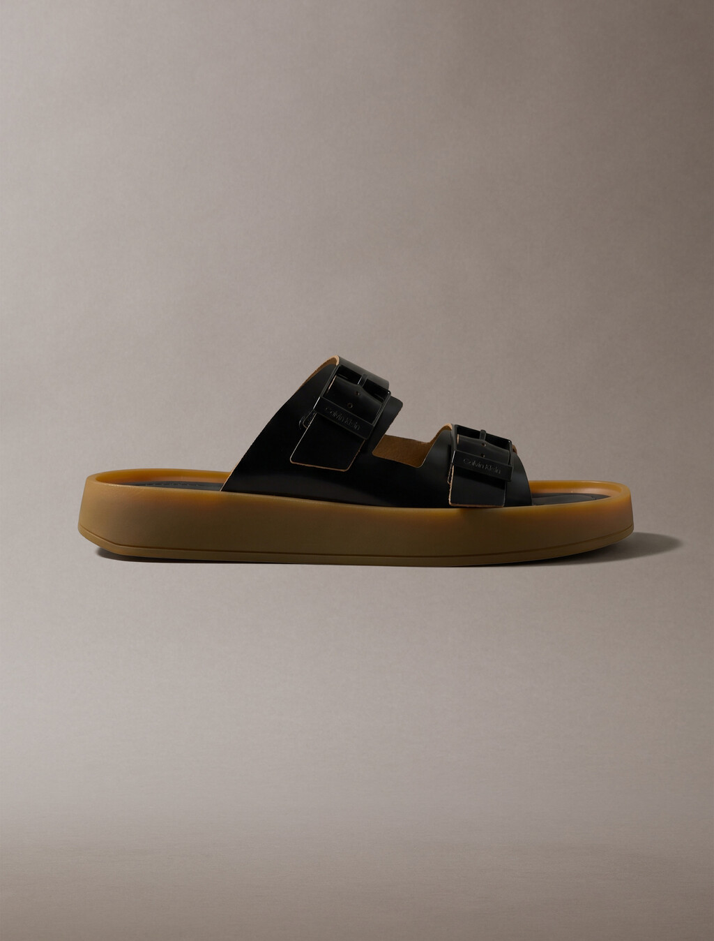 Chanclas con hebilla de cuero CK Milo