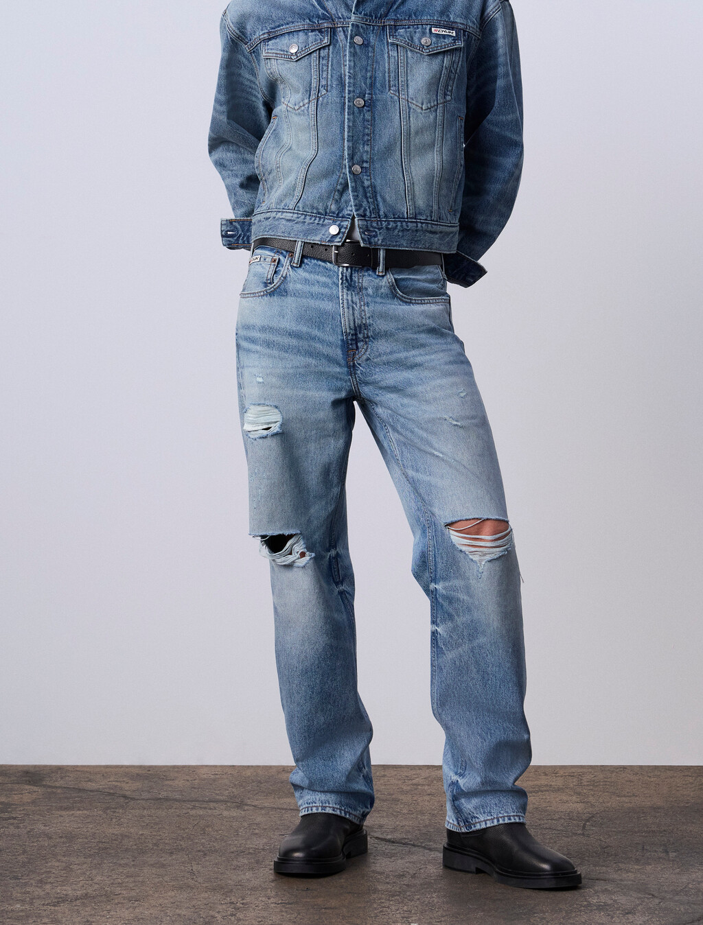 Jung Kook para Calvin Klein Jeans Rectos de los Años 90