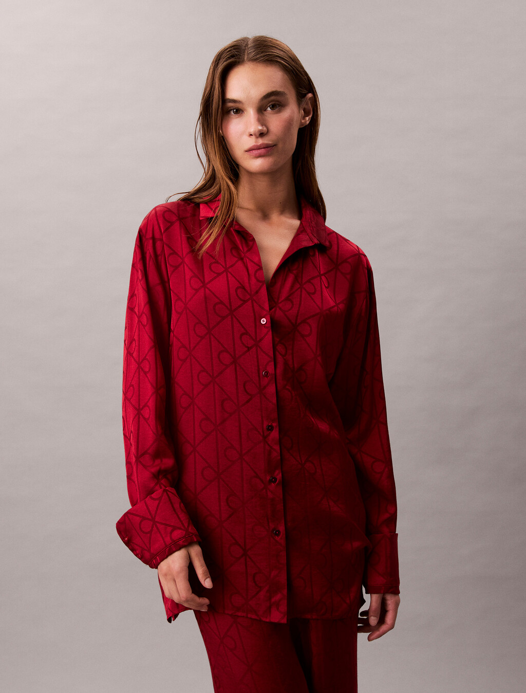 Camisa de pijama estampada con brillo satín