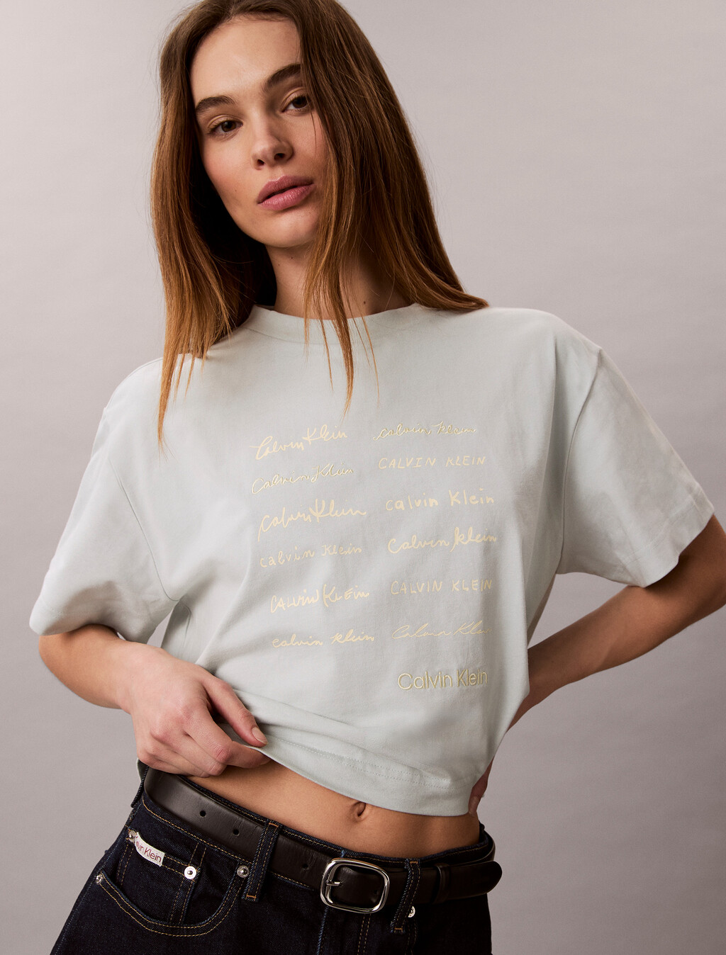 Camiseta gráfica acortada de corte cuadrado