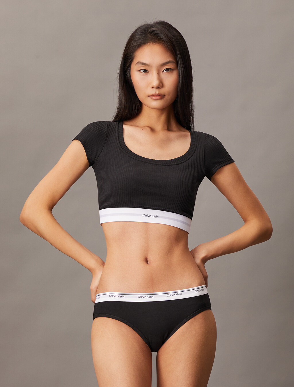 Bralette de camiseta de punto de algodón y modal