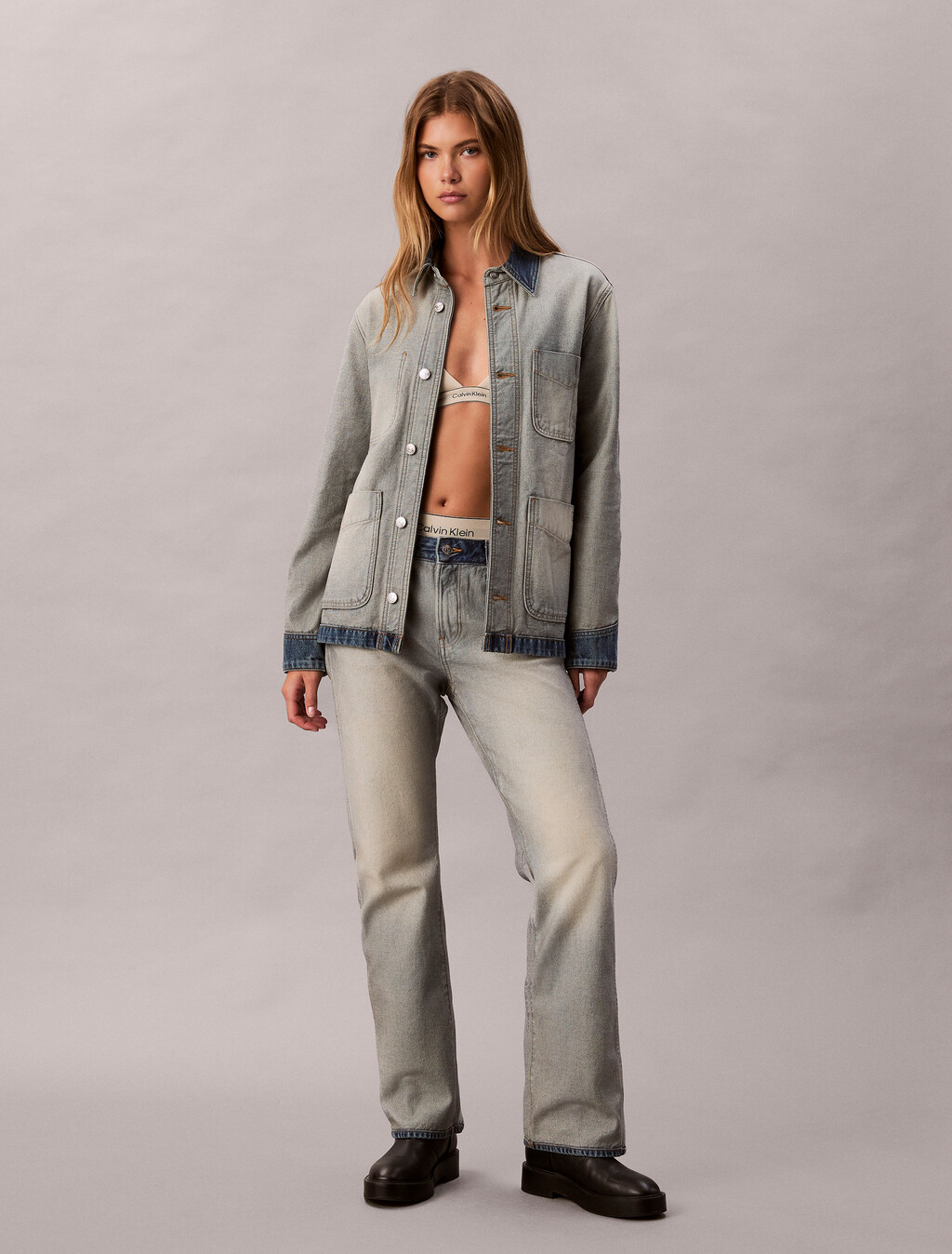 Chaqueta de mezclilla con corte relajado estilo interior