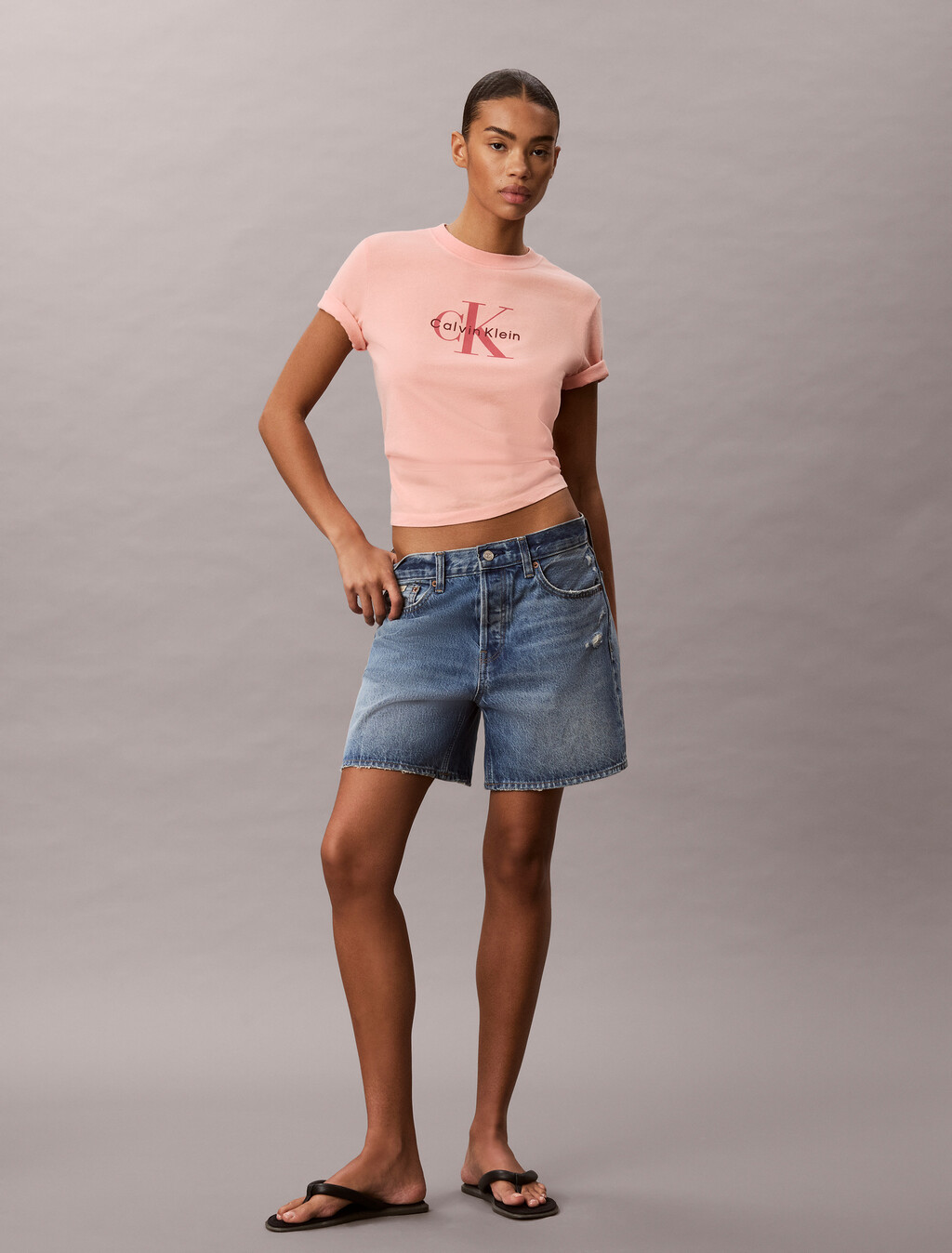 Camiseta de algodón lavado con monograma