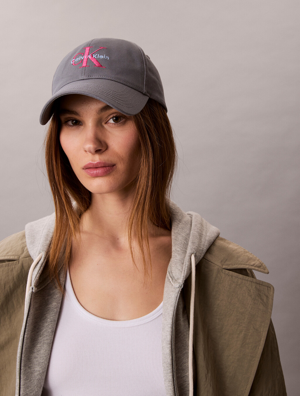 Gorra de algodón con logo de tela twill
