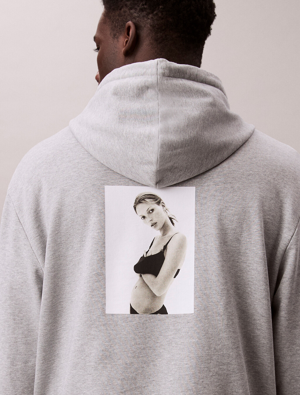 Sudadera con capucha gráfica de felpa de Kate Moss