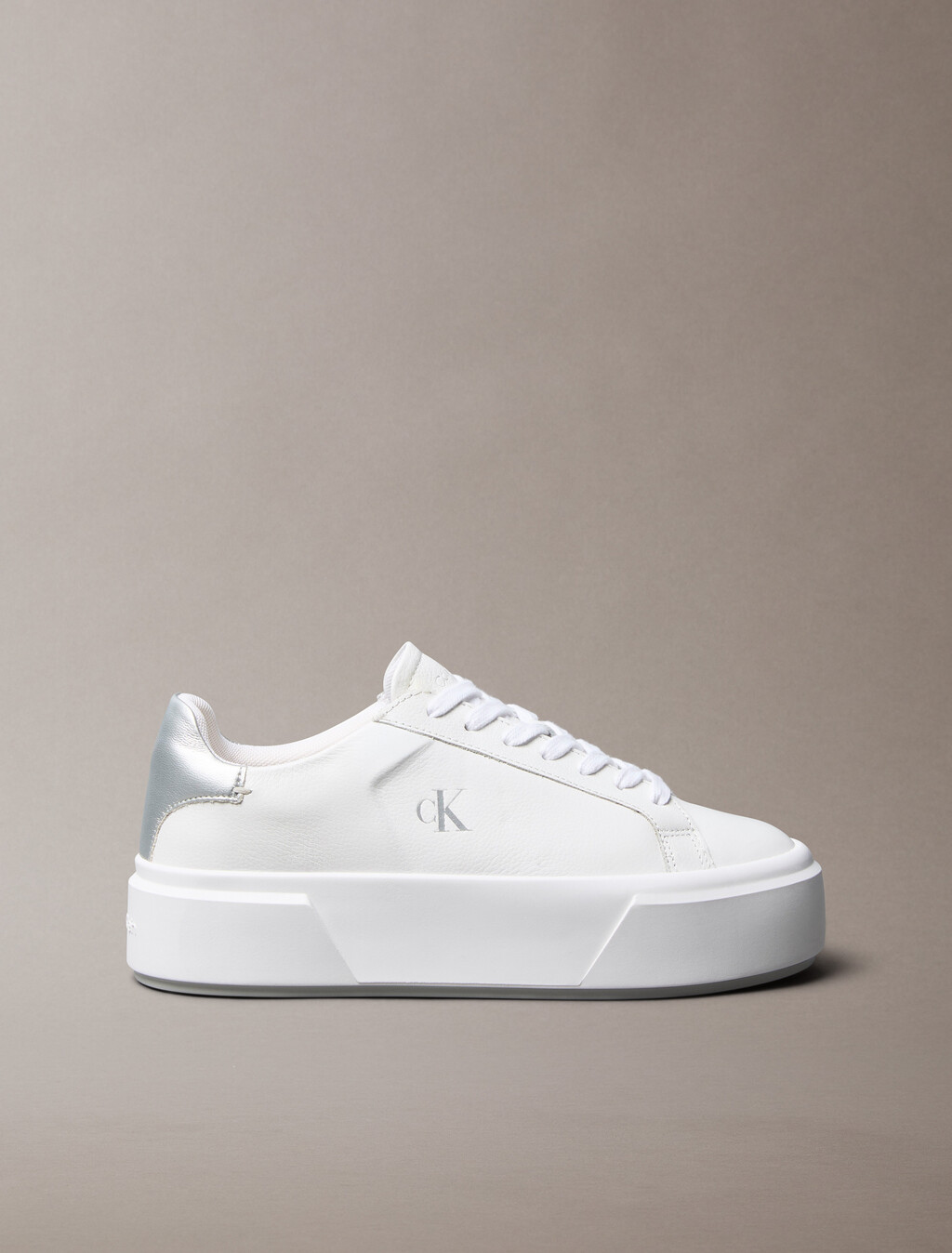 Sienna - Zapatillas de Plataforma con Logotipo de Cuero