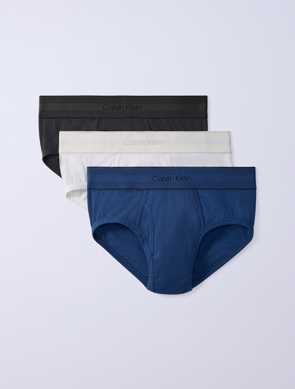 Jung Kook para Calvin Klein Heritage Cotton 3-Pack Brief