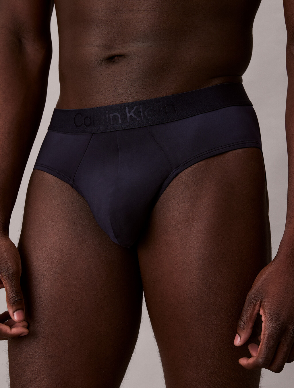 Briefs de cintura baja de microfibra CK Black