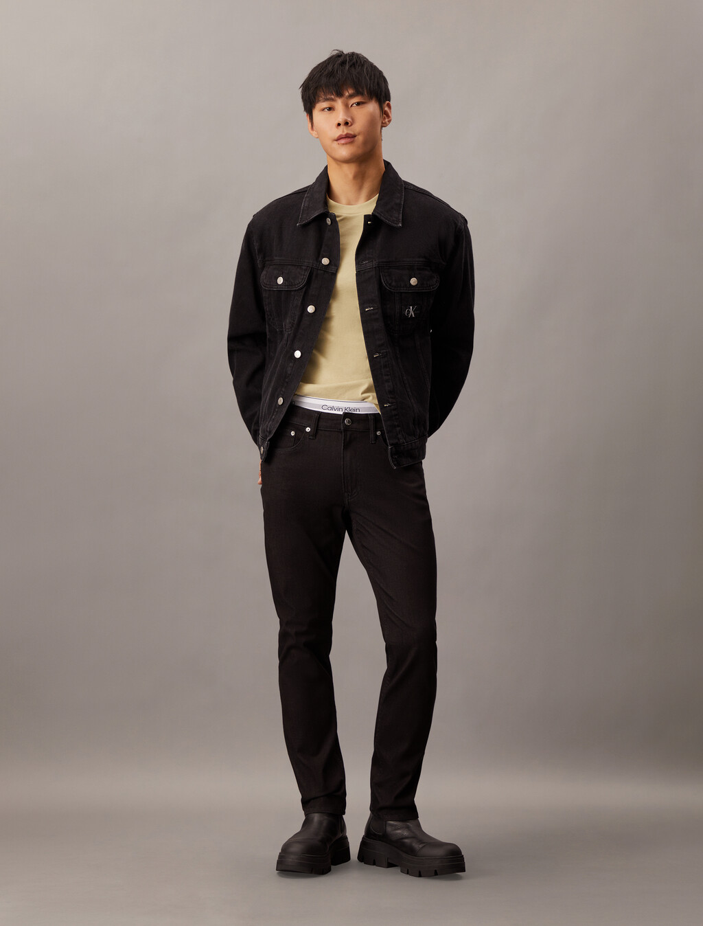 Pantalones vaqueros negros ajustados Bi-Stretch 37.5