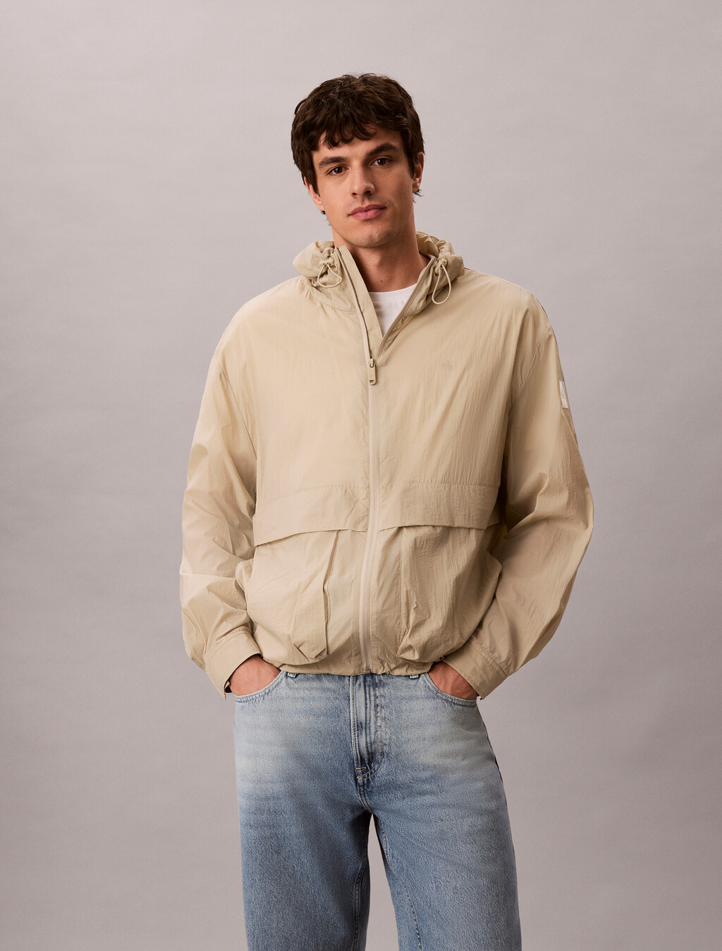 Chubasquero de Nylon Ligero y Plegable