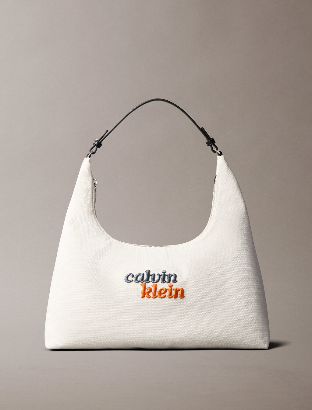 Bolso de hombro mediano de lona con estampado