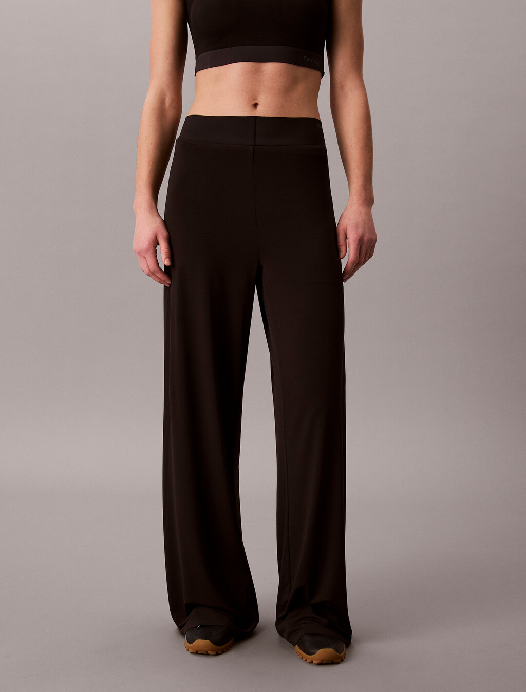 Pantalones de pierna ancha con forma de rendimiento