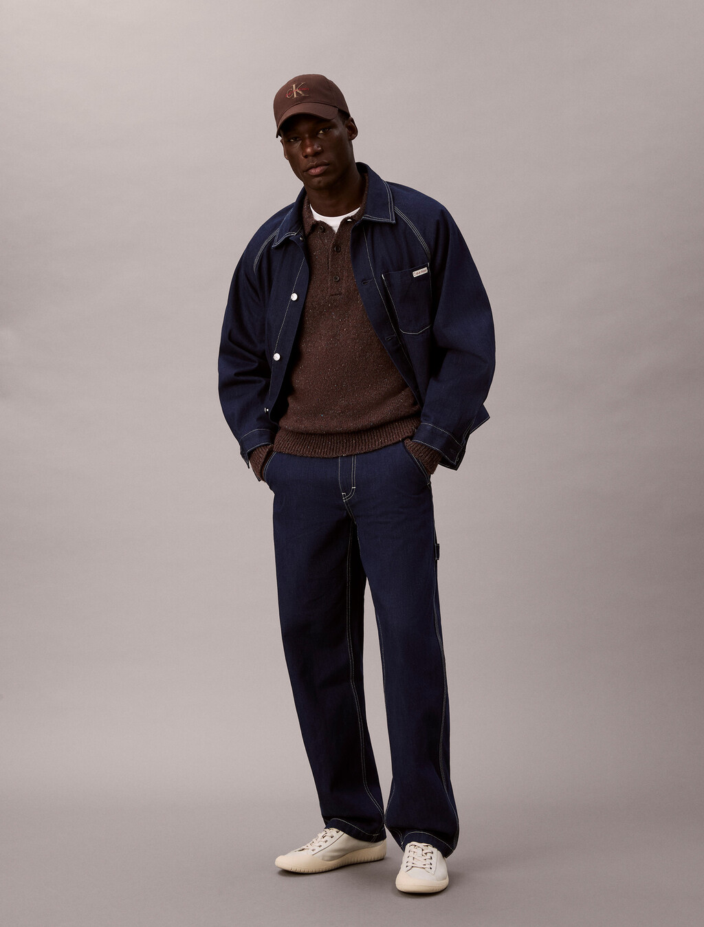 Pantalones vaqueros de carpintero con dobladillo en denim