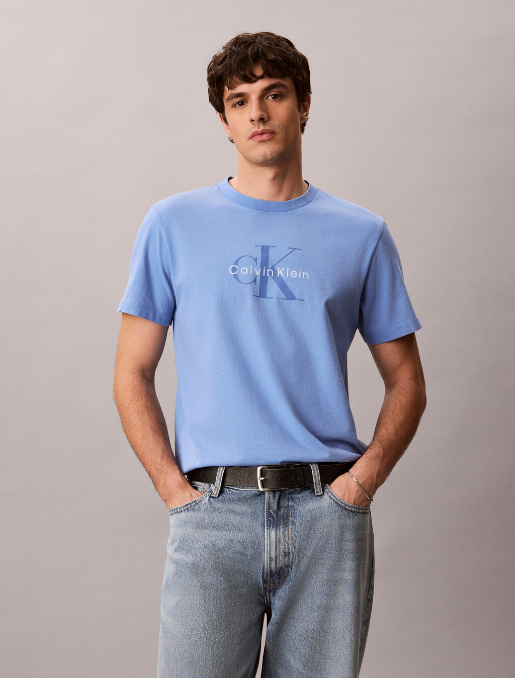 Camiseta de algodón lavado con monograma