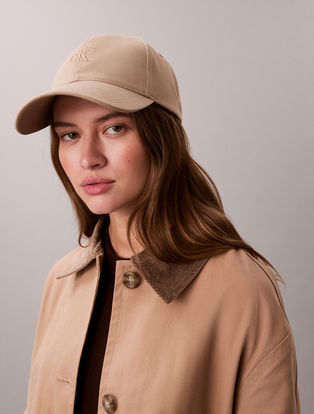 Gorra con logotipo de tela twill
