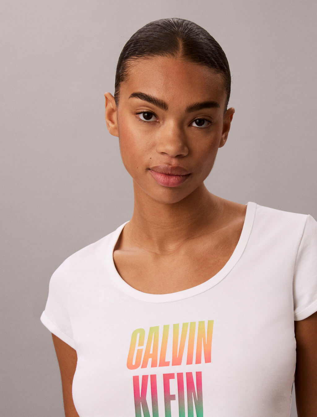 Camiseta ajustada con estampado de logo - Orgullo