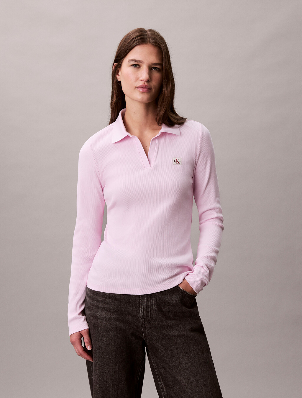 Top de cuello de pico con estampado monólogo tejido