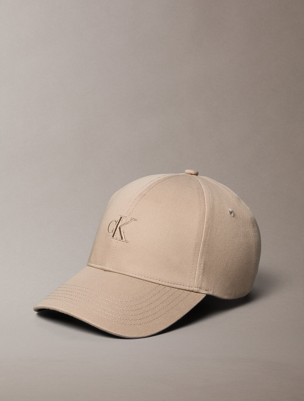 Gorra con logotipo de tela twill
