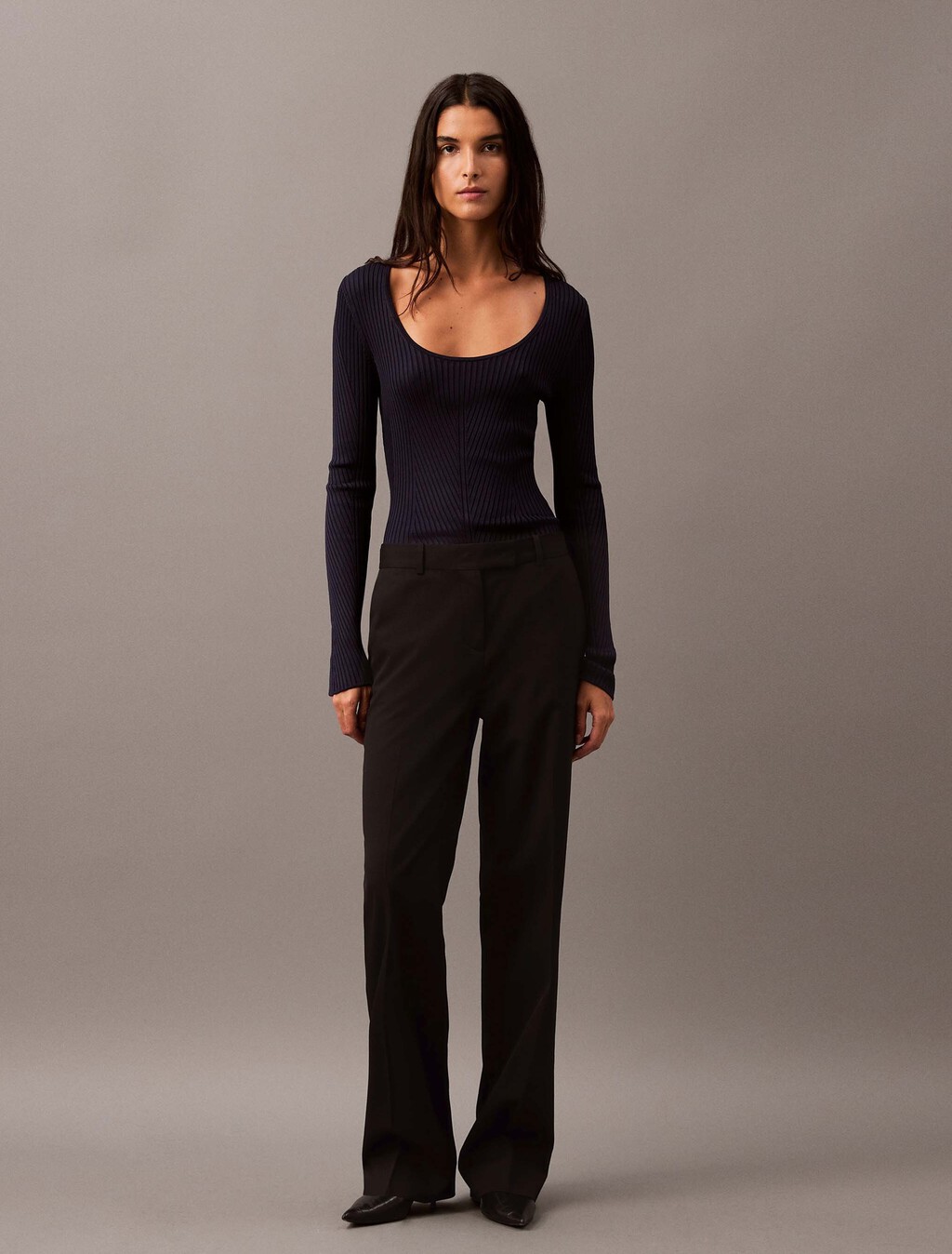 Pantalón de Gabardina de Lana de Corte Bajo