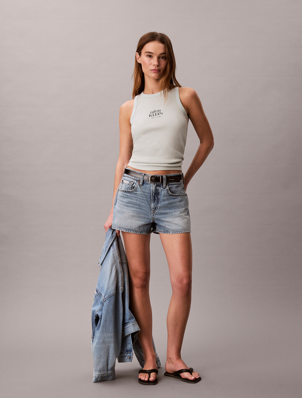 Camiseta de algodón con ribetes ajustada