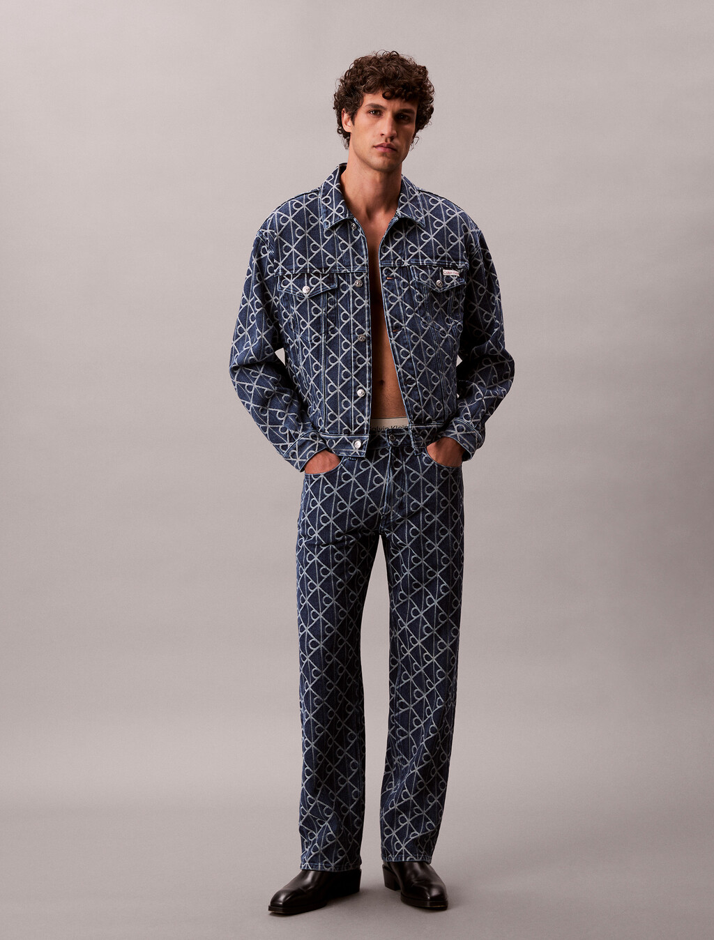 Pantalones vaqueros rectos de los 90 con estampado total