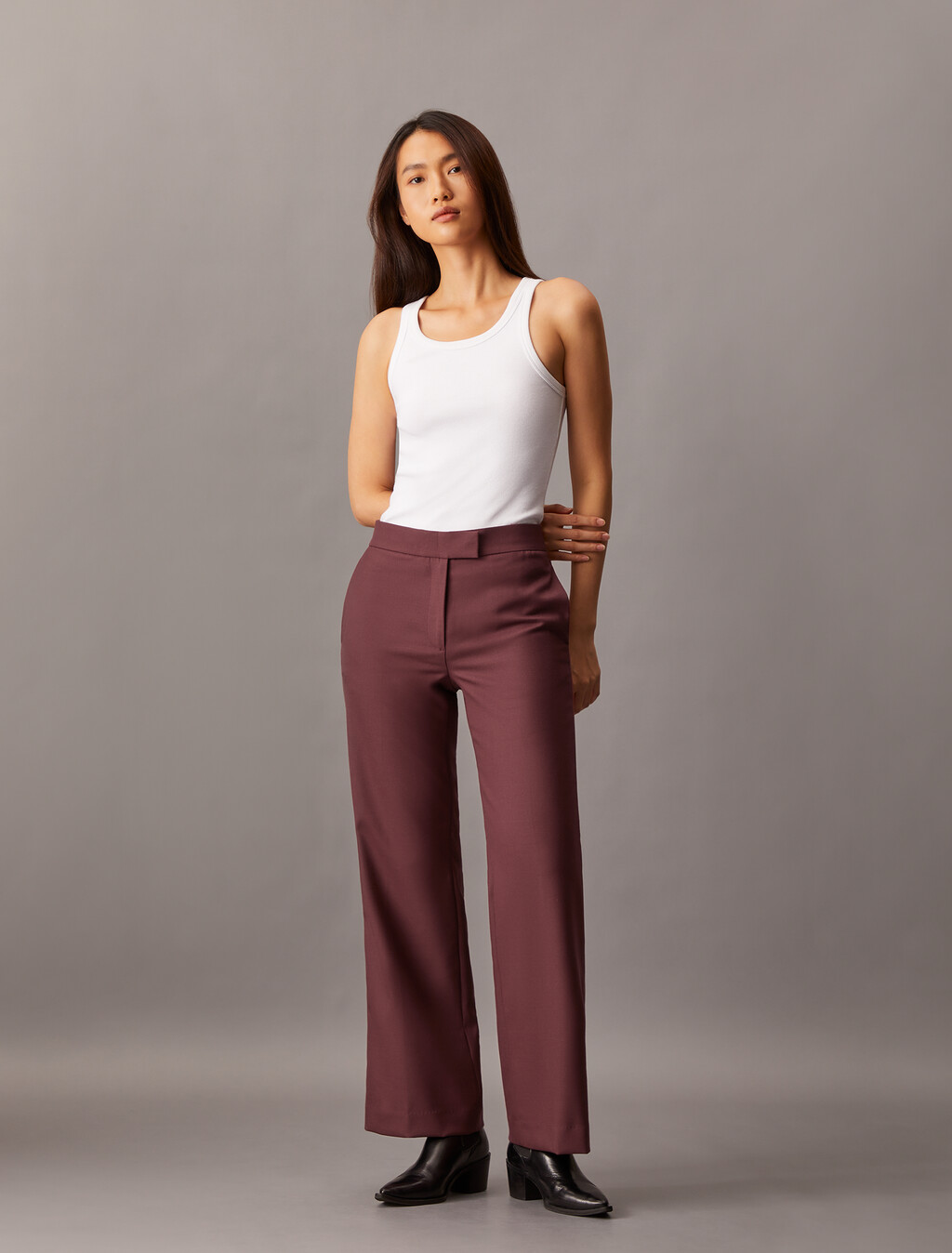 Pantalones de gabardina revestida con corte flare