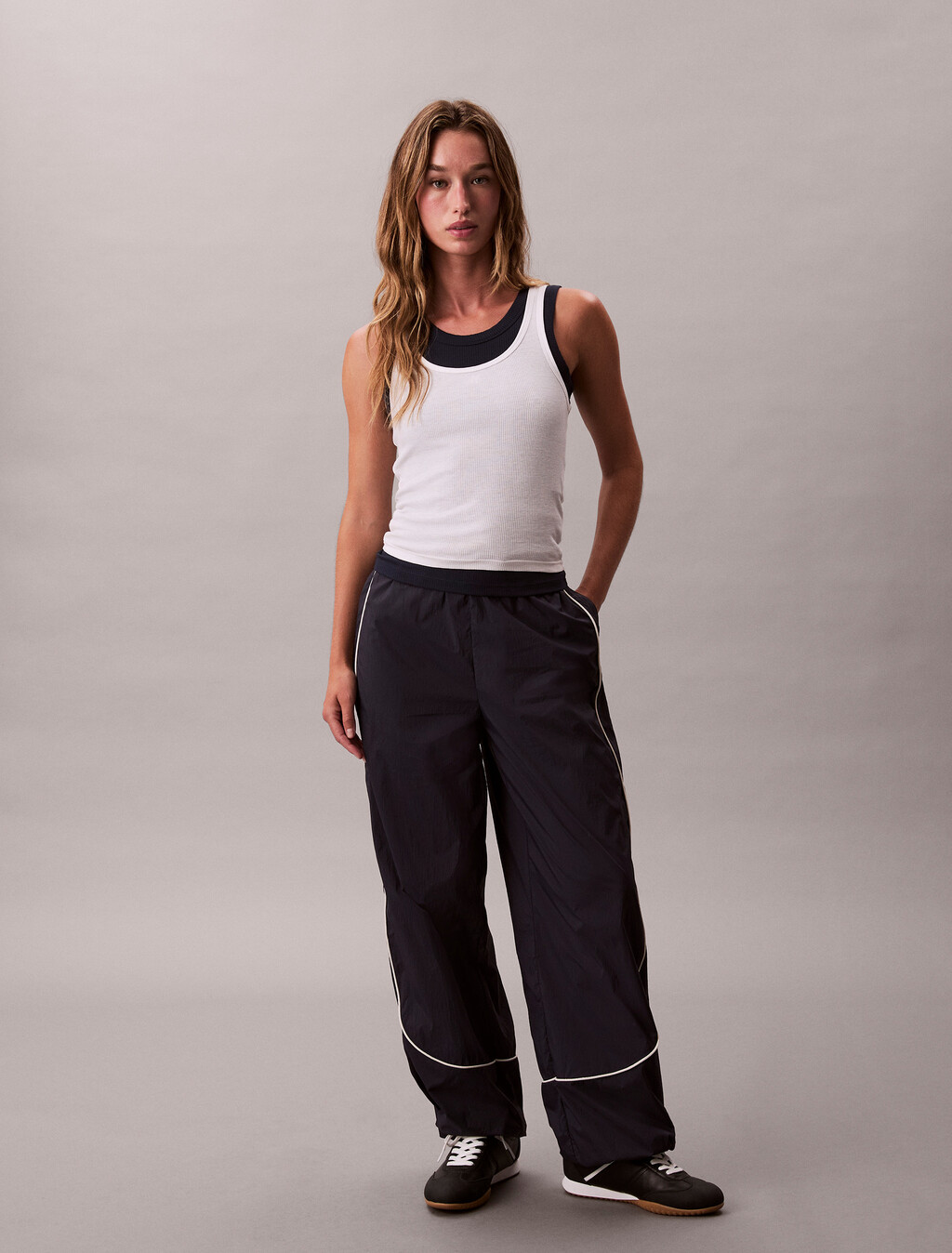 Pantalones Jogger Relajados de Nylon con Pliegues
