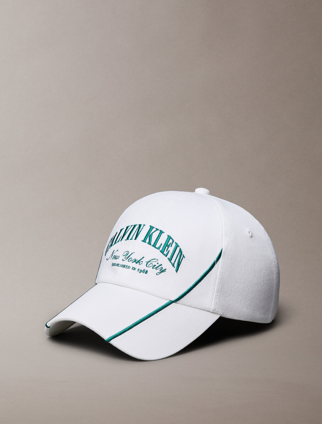 Gorra ajustable con logotipo herencia Twill UV