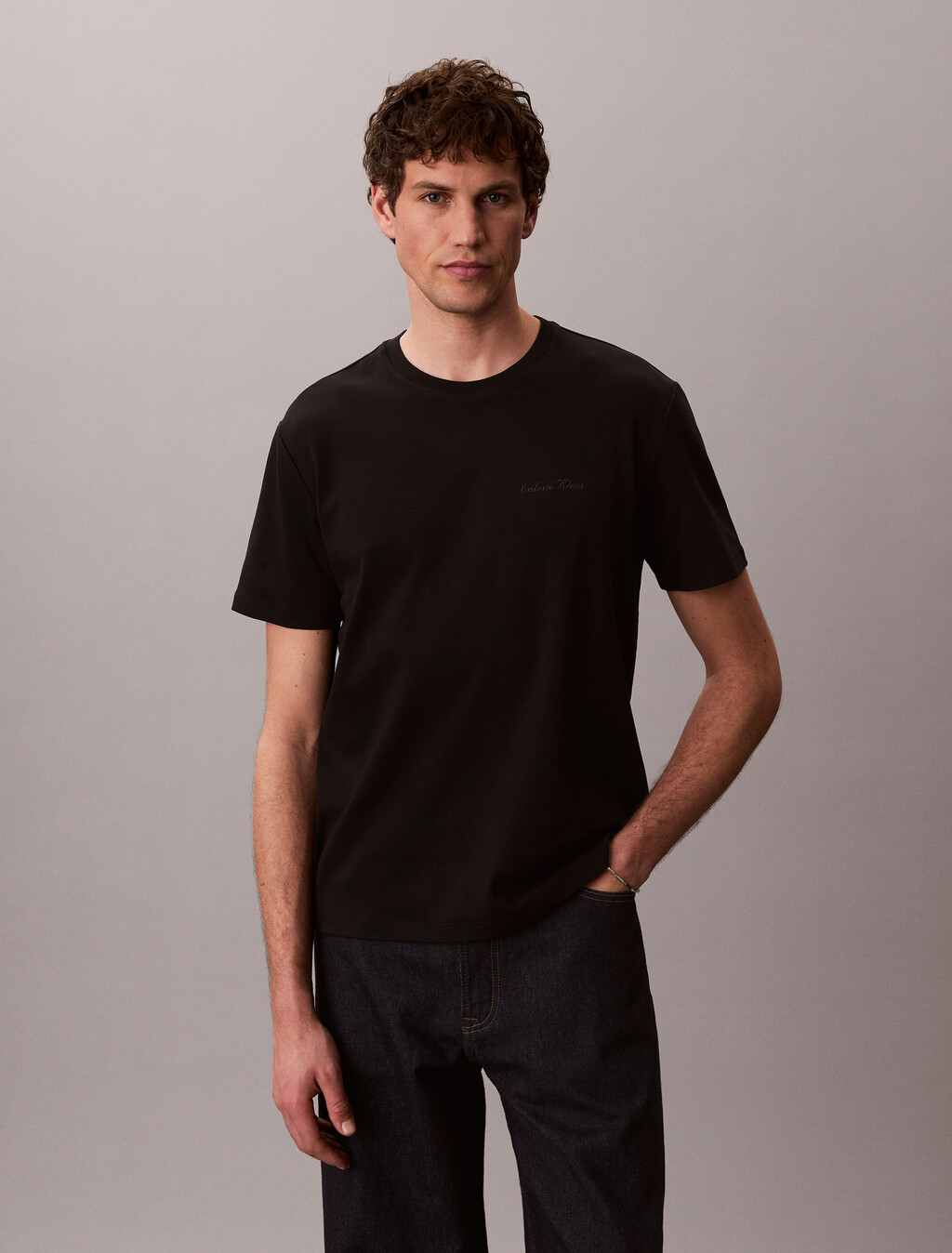 Camiseta con logotipo de texto