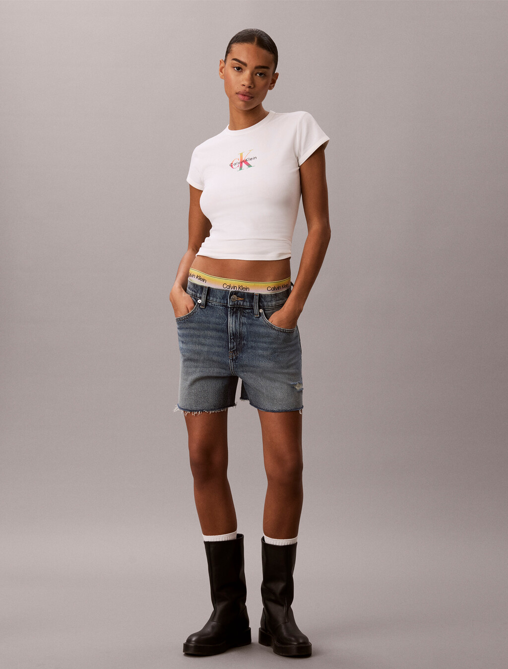 Camiseta entallada con monograma - Orgullo