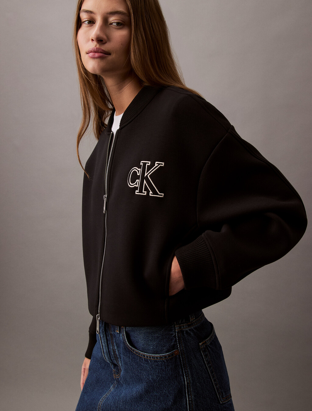Chaqueta bomber con cremallera oversize