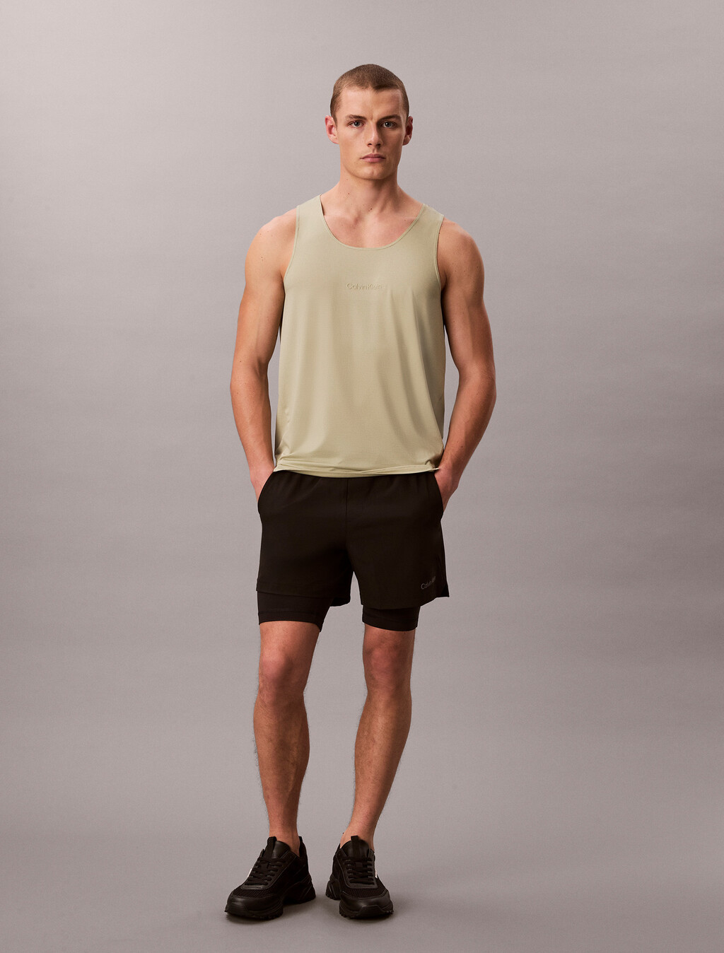Pantalones cortos de gimnasio 2 en 1 repelentes de agua