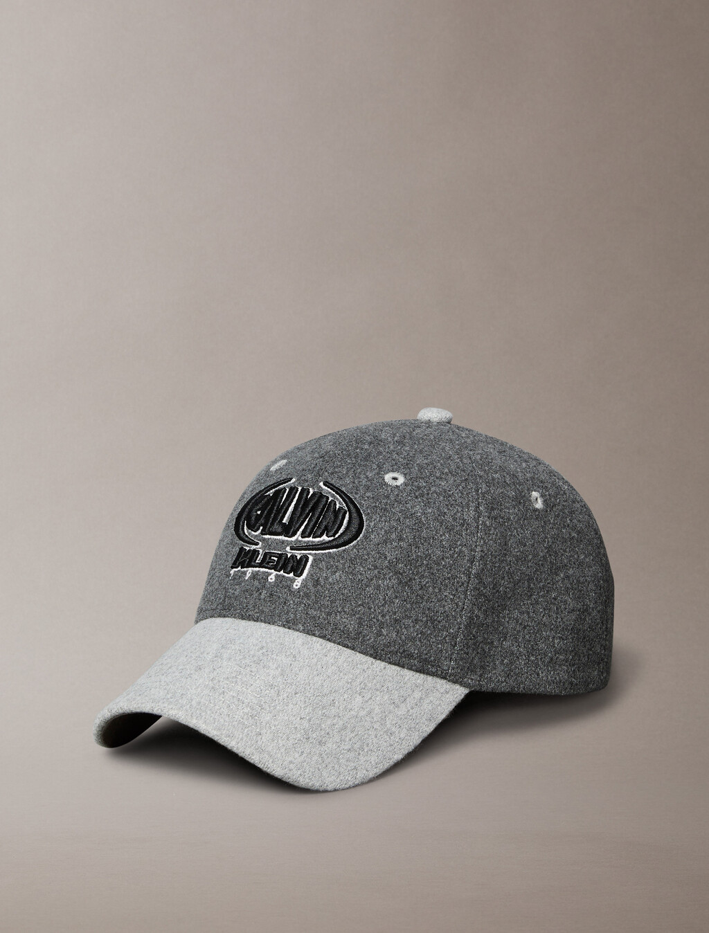 Gorra de béisbol con bloques de color Calvin