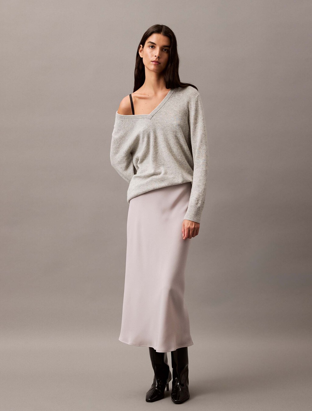 Sweater de cáñamo con cuello en V