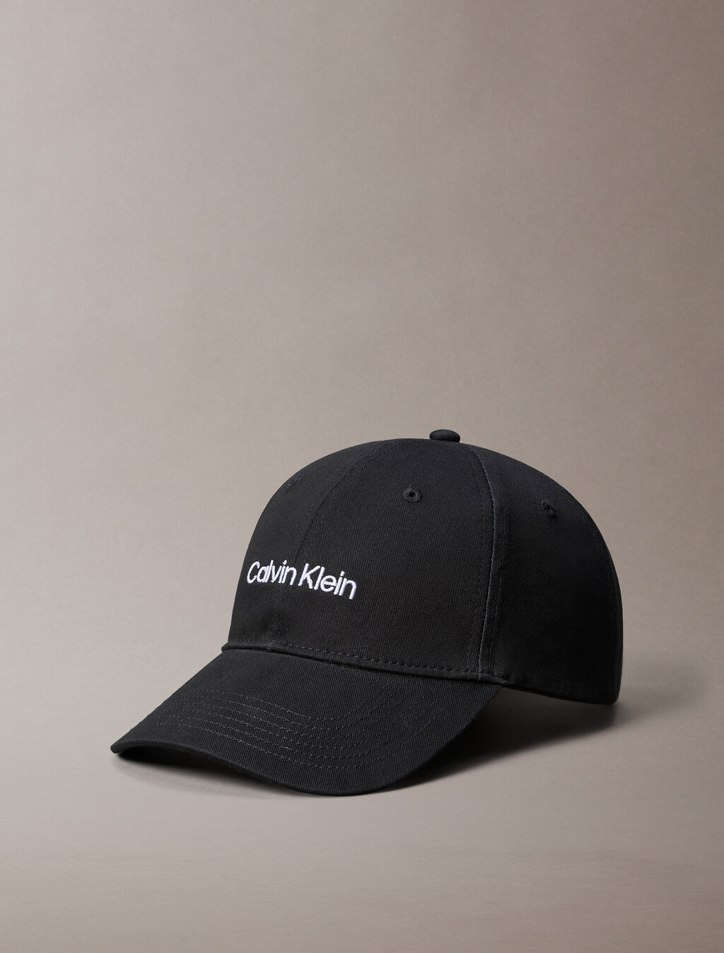 Gorra de béisbol con bordado de logotipo
