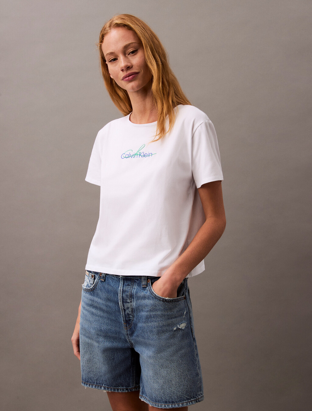Camiseta Slim Script Logo
