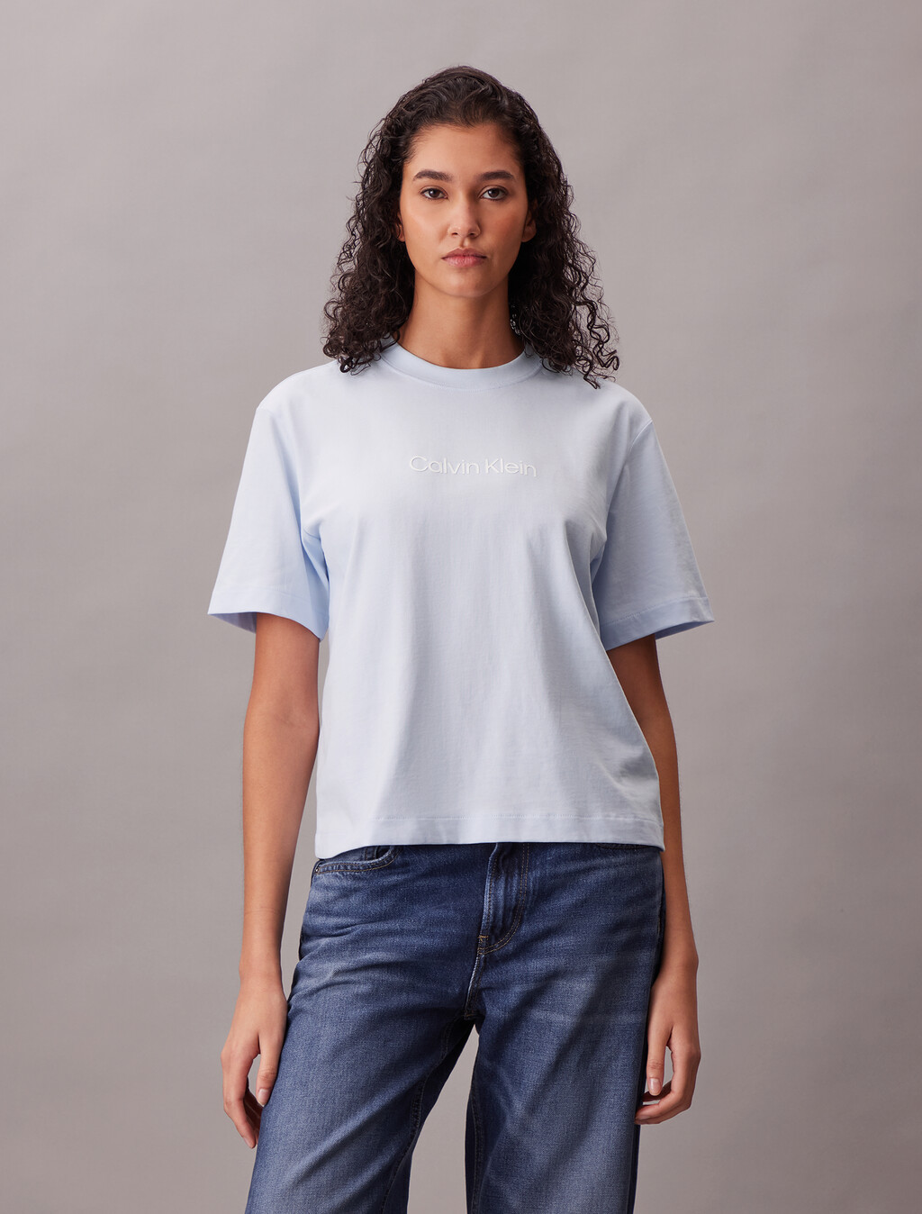 Camiseta de cuello redondo con logo estándar holgada